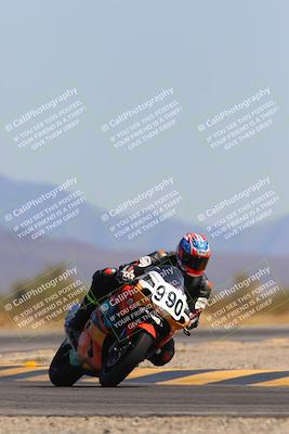 media/Mar-21-2025-CVMA Friday Practice (Fri) [[30cd4fe323]]/5-Racer 4/Session 5 (Turn 15)/